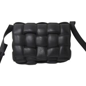 Bottega Veneta Intrecciato Cassette Shoulder Bag Padded Black